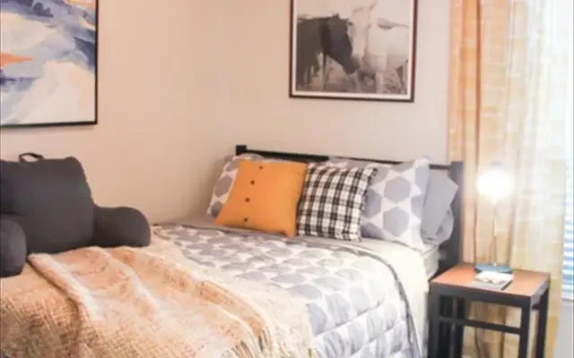 The Oliver Apartments 0