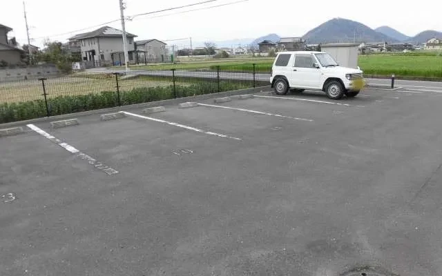 レオパレスいずみ 1