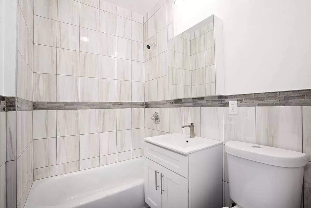 5648 Myrtle Avenue, New York 2