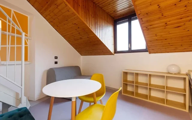 APT su 2 livelli in Corso Magenta con piccolo balcone! 0