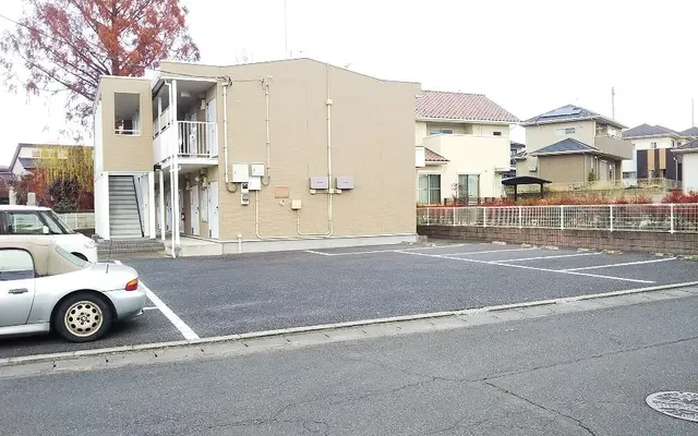 レオパレスグリーンヒルズ 1