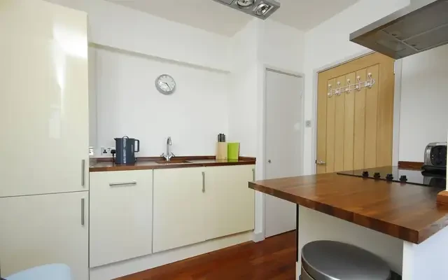 Millbank Court, Westminster, SW1P 1