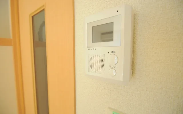 レオパレスしもあらた 105号室 1