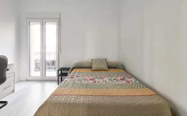 Piso de 5 habitaciones en Camins Al Grau 0