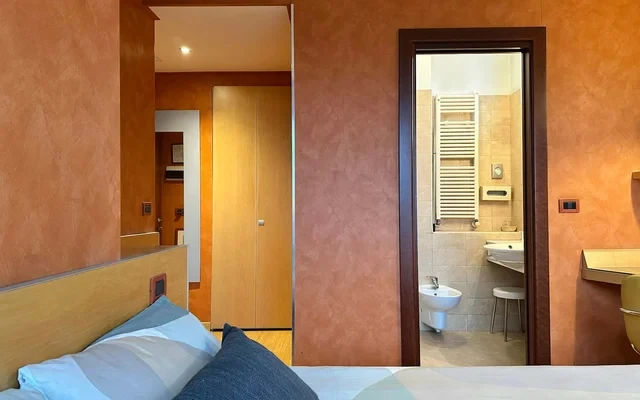 1 single room 1