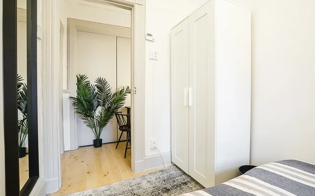 336 West 47th Street 3