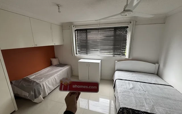 237 Sir Fred Schonell Drive 2