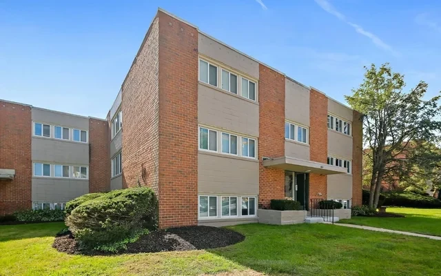 Greenbriar Park Apartment-Interim 0