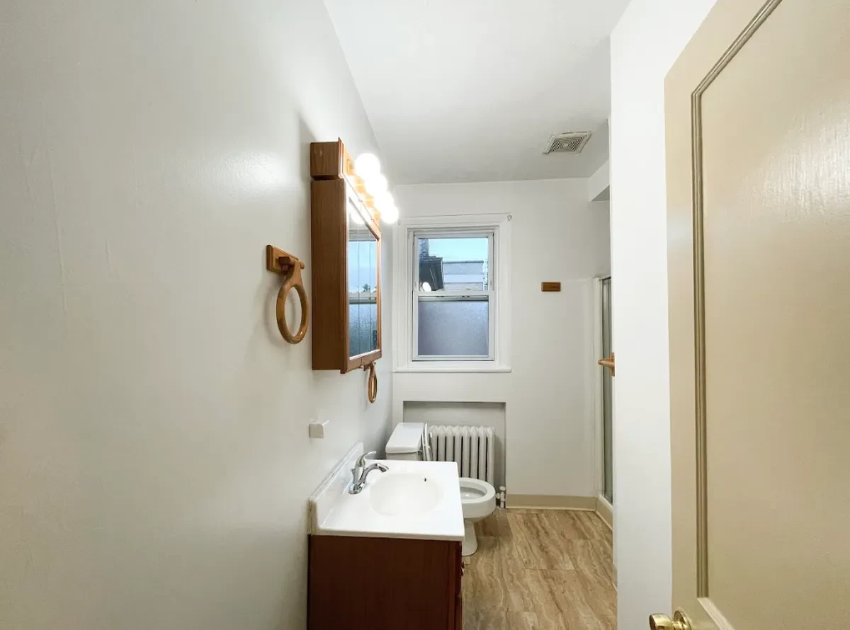 3563-3565 Beechwood Blvd 2