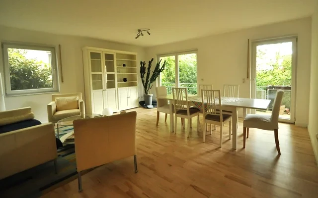 Well-connected 3-room apartment in the Cologne suburbs 1
