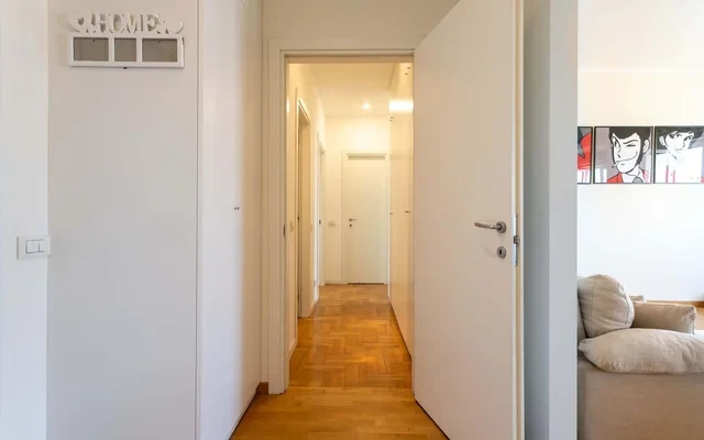Caracciolo Apartment With Balcony 3