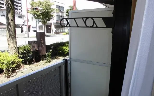 レオパレス天神 2