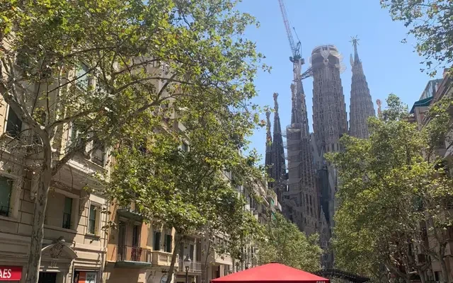 apartment in La Sagrada Família (Eixample) 0
