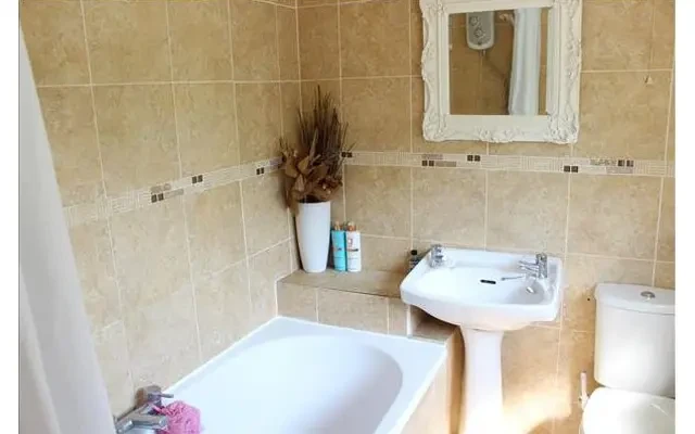 37-47 Coombe Dale, Sea Mills, Bristol, Avon, England, BS9 2 4