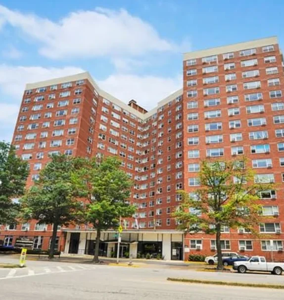 The Carlyle Apartment Homes