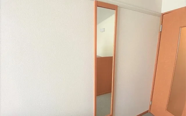 レオパレス若草 1