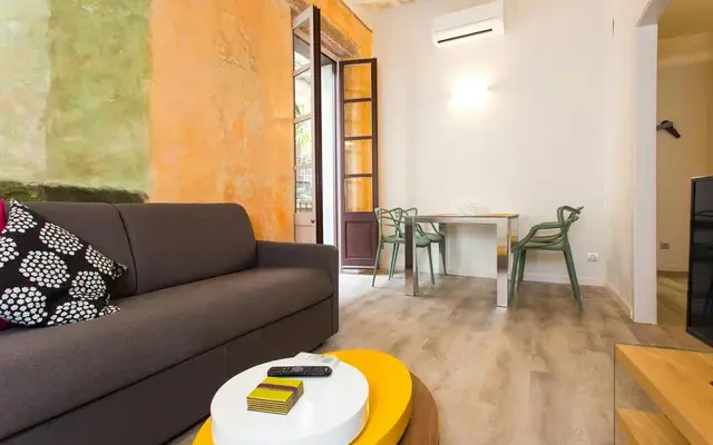 Carrer de Salomo Ben Adret 4