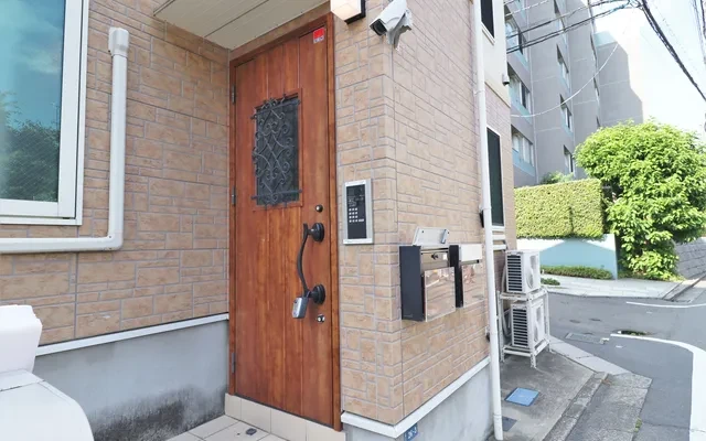 Co-living house Sasazuka 1