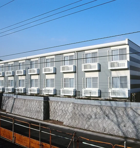 レオパレスフロレスタ