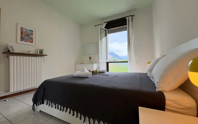 Tavernola Suites • A due passi dal Traghetto 0