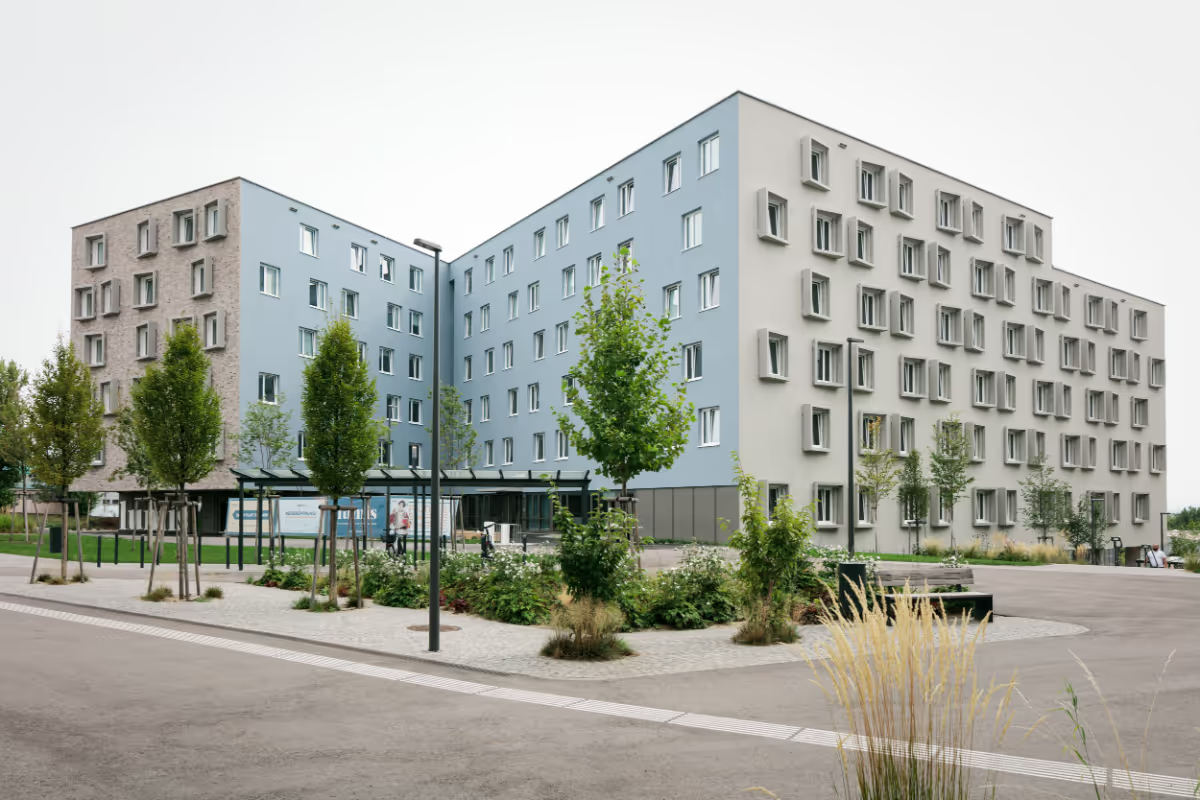 Lumis Vienna
