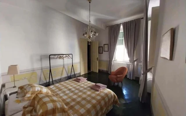 Appartamento in Via Guinigi, Lucca di 270 m² con 3 camere 3