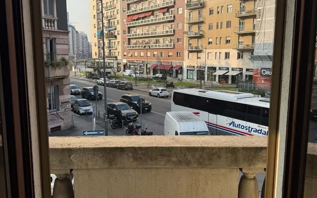 Via Andrea Costa 8, Milano 2