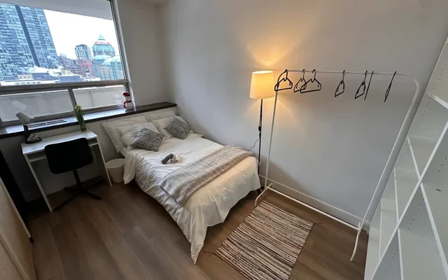 100 Wellesley St East - Toronto student accommodation