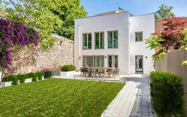Bergstrasse 0