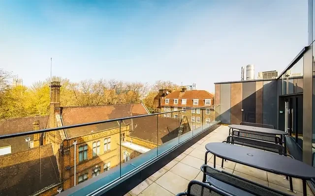 Lambeth Road 30548# 2