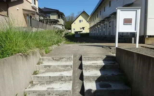 レオパレスマリーナ 4