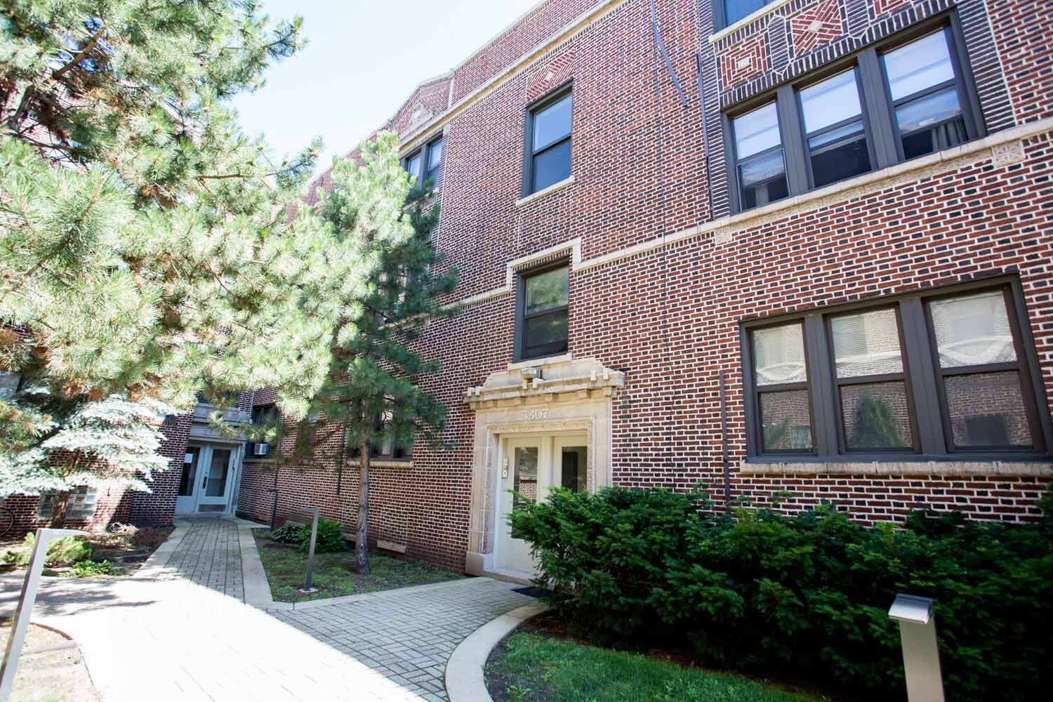 Ellis Court 3