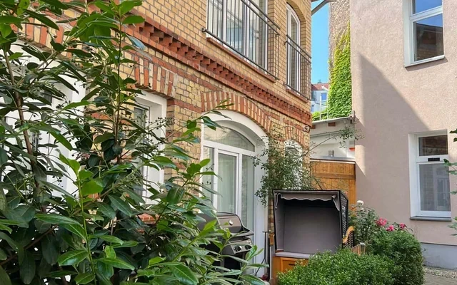 Apartment in Langhansstrasse, Berlin for 87 m² with 1 bedrooms 2