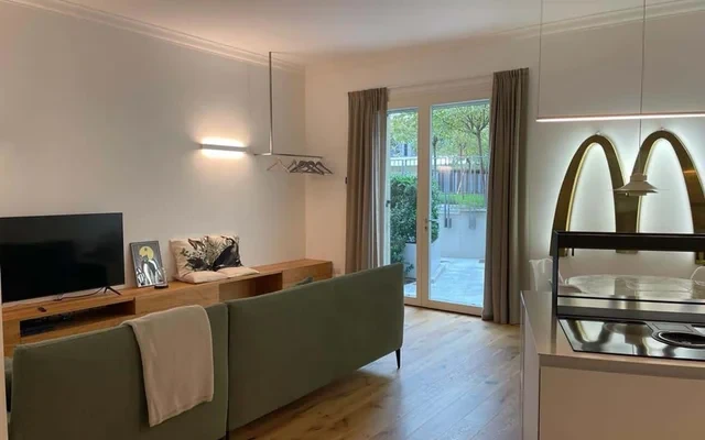 Appartamento in Viale Montello - zona Sarpi, Canonica, Sempione (MONTELLO6) 0