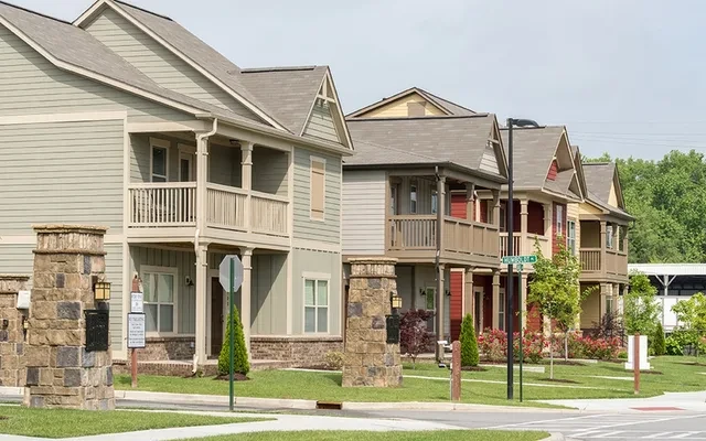 The Retreat at Louisville 2
