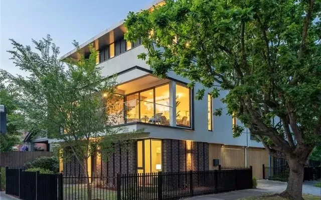 251 Waverley Road, Malvern East 0