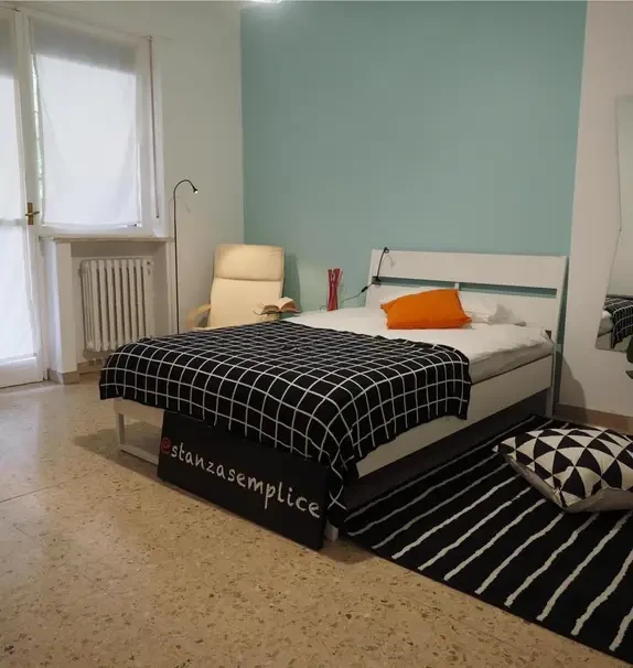 Stunning double bedroom in Mirafiori Sud