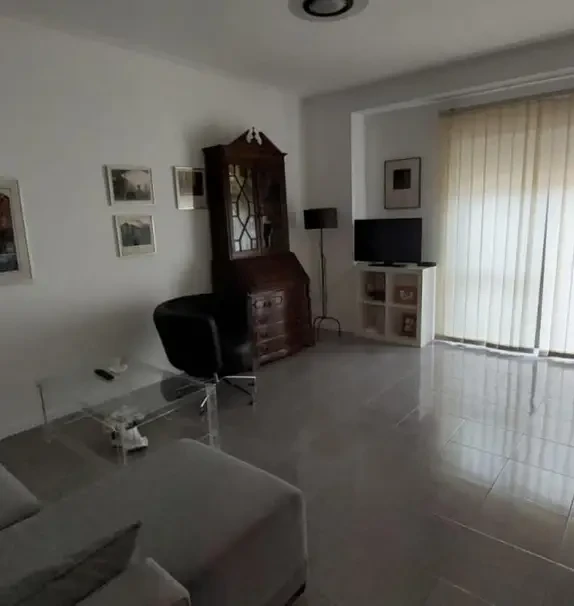 apartment near Rua Cândido dos Reis