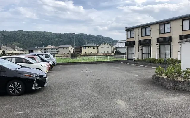 レオパレスコスモス 1