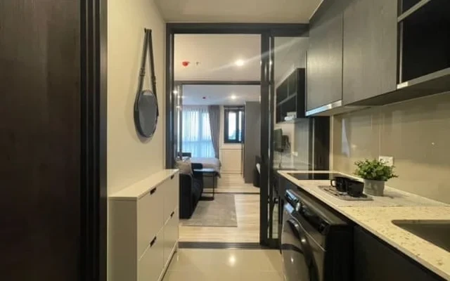1-BR Condo for Rent, ฿18,500/month, XT Huaikhwang 4