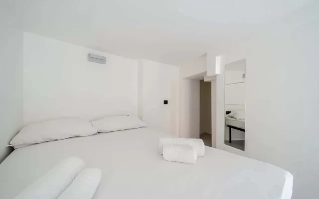 Milano-Corso Magenta Cosy - 211 1