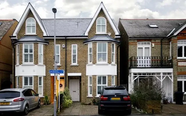 Clifton Road, Kingston Upon Thames, KT2 6PH 1