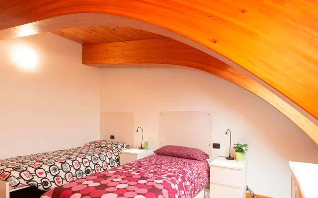VIALE DELL'INNOVAZIONE 22 SC.6 P.12 A <br> SHARED ROOM D1 - Bed A 1