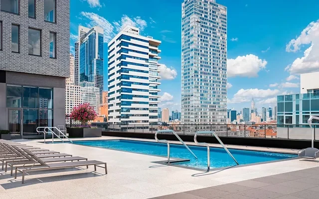 Link Apartments® QPN 4