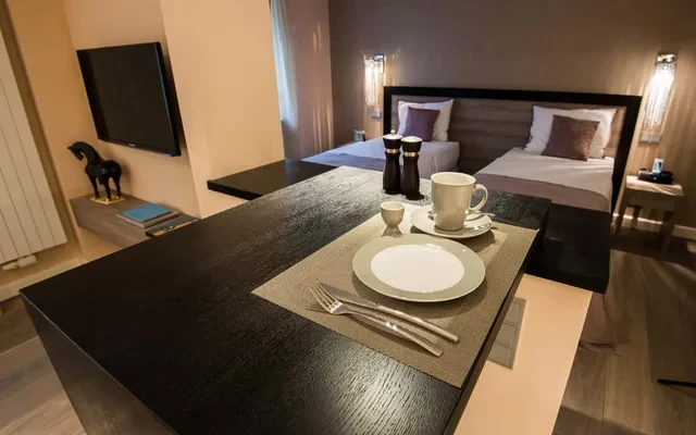 iFOUR- Cosy Apartment in the center of Dusseldorf 3