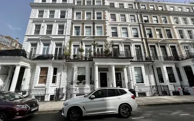 Courtfield Gardens 11727# 0