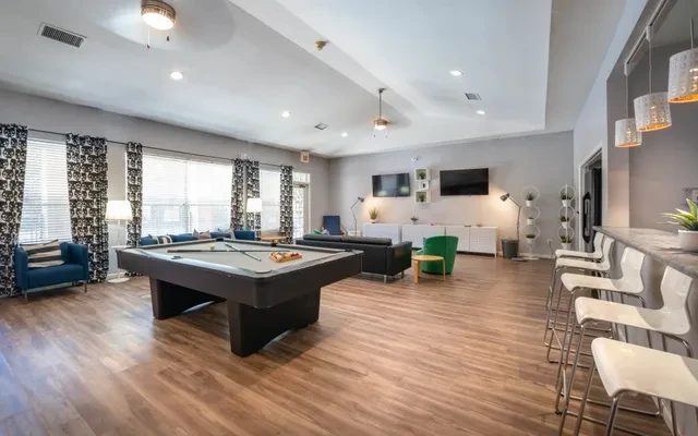 Centennial Court Apartments- Student Housing 0