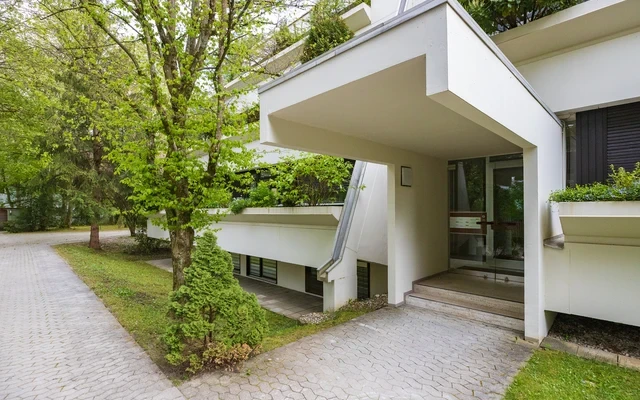 Harthauserstraße 83 2