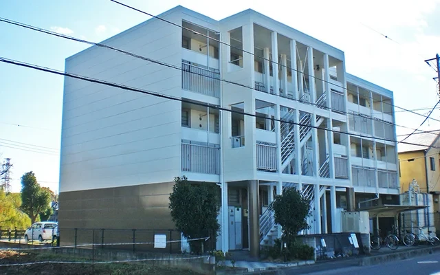 レオパレスセゾンコート 0