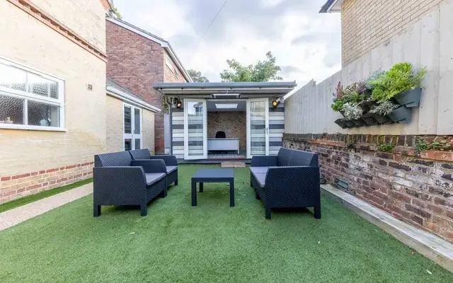 58D Earlham Rd 0